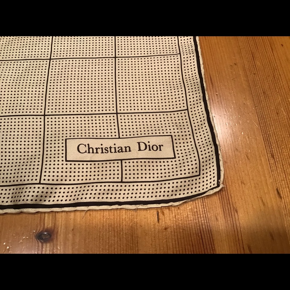VINTAGE 80’s SILK CHRISTIAN DIOR SIGNED NECKERCHIEF POCKET SQUARE POLKA GRID - Picture 3 of 3